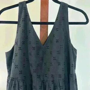 Loft Women's Size Small V-Neck Sleeveless Black Eyelet Sundress